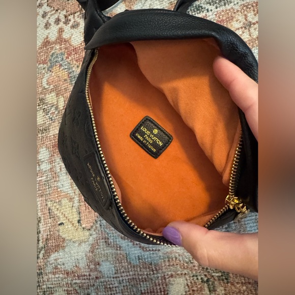 Black Faux Leather Belt Bag / Bum Bag ✨ - Picture 5 of 5